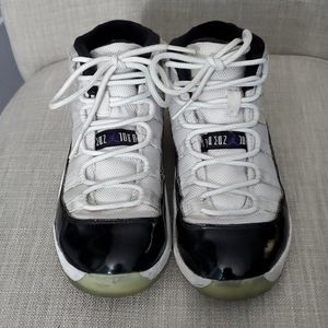 Jordan Retro 11 for Youth